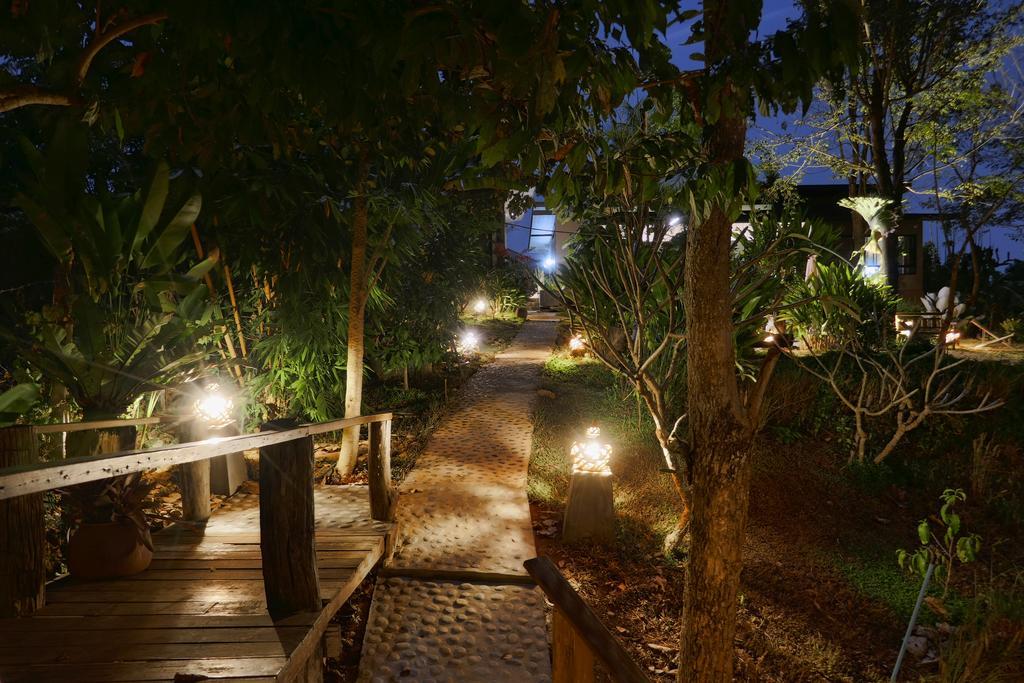 Bambuh Boutique Homestay Chiang Rai Exteriör bild